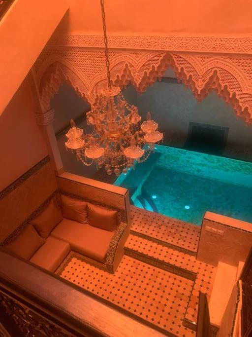 Super Riad Avec Piscine Interieure 马拉喀什 外观 照片