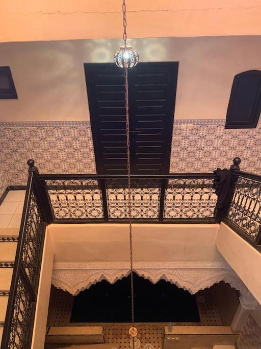 Super Riad Avec Piscine Interieure 马拉喀什 外观 照片
