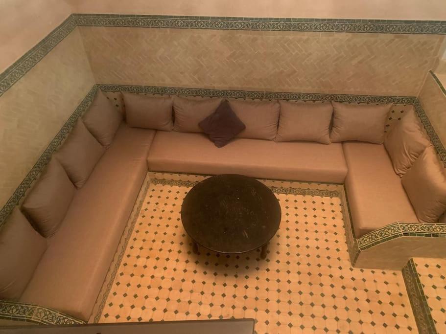 Super Riad Avec Piscine Interieure 马拉喀什 外观 照片